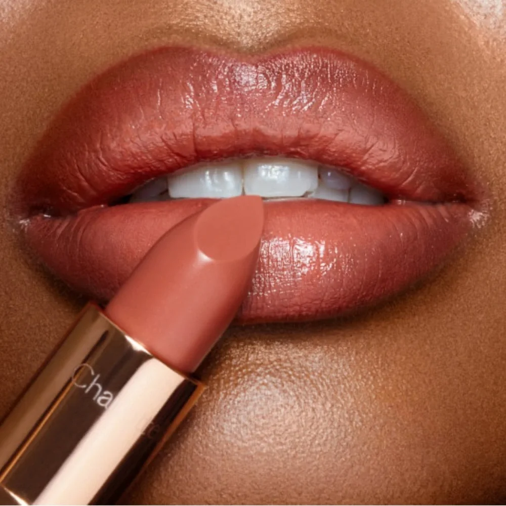 CHARLOTTE TILBURY K.I.S.S.I.N.G-Stoned Rose